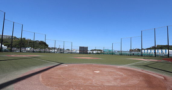 硬式野球場